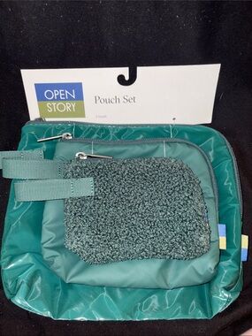OPEN STORY Green Pouch Set